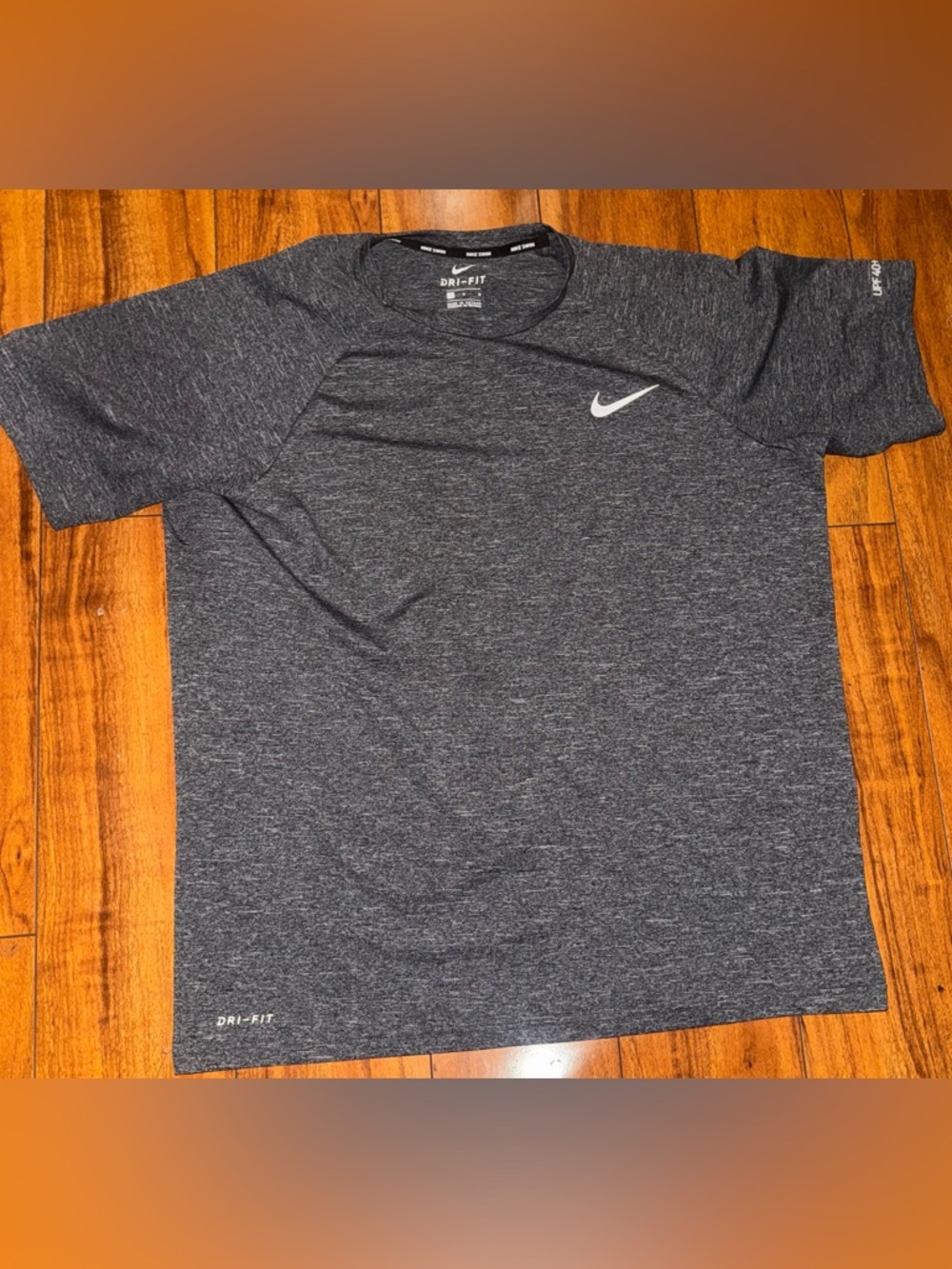 Nike Dri-FIT Men's Heather Charcoal Short Sleeve Tee - Gray with White Swoosh